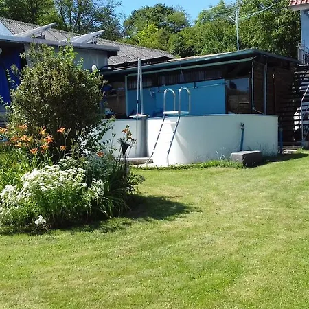 2 In 1 Gartenhaus Zur Grunen Auss Casa de Férias